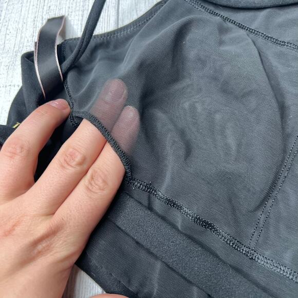 Victoria's Secret Black Open Cross Back Long Line Soft Bralette Size Medium - Picture 8 of 8